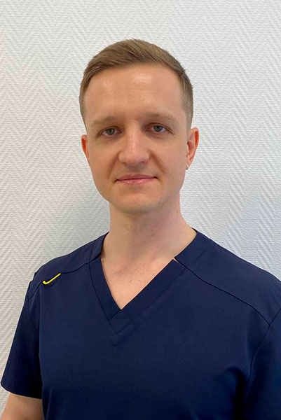 Сердечно-сосудистый хирург, Хирург, Флеболог, Врач ультразвуковой диагностики, Главный врач - Аксютин Евгений Александрович