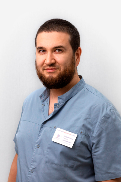 Сердечно-сосудистый хирург, Хирург, Флеболог, Врач ультразвуковой диагностики - Бадретдинов Ринат Закарьянович