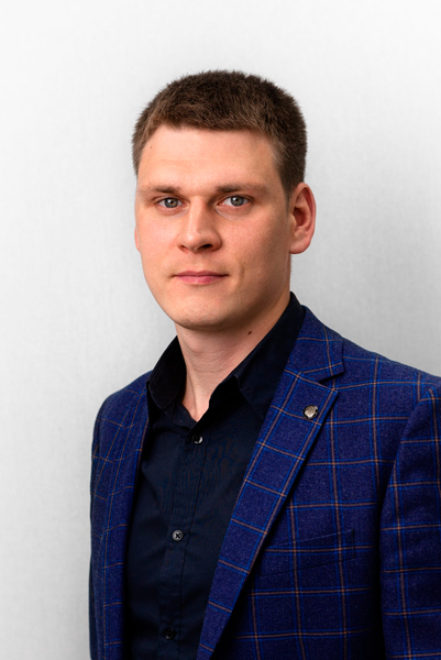 Заместитель директора клиники - Иваев Рафаэль Мунирович